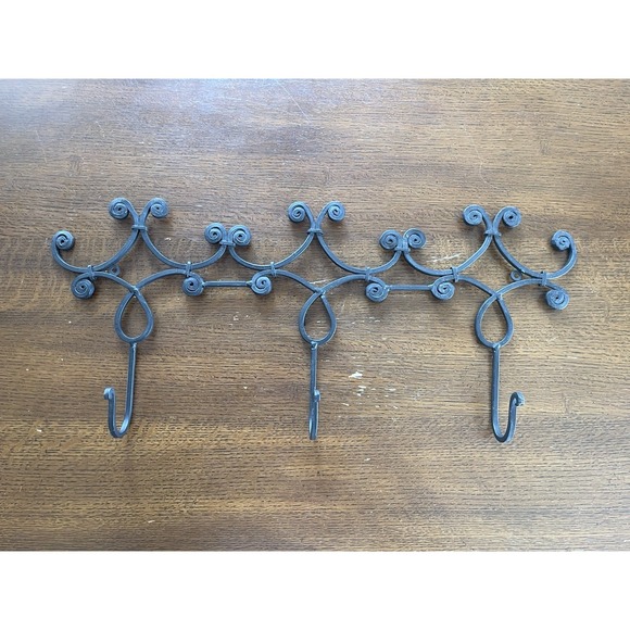 The Unbranded Brand Other - Iron Rod Wall Hanging Coat Rack 3 Hook Whimsical Boho